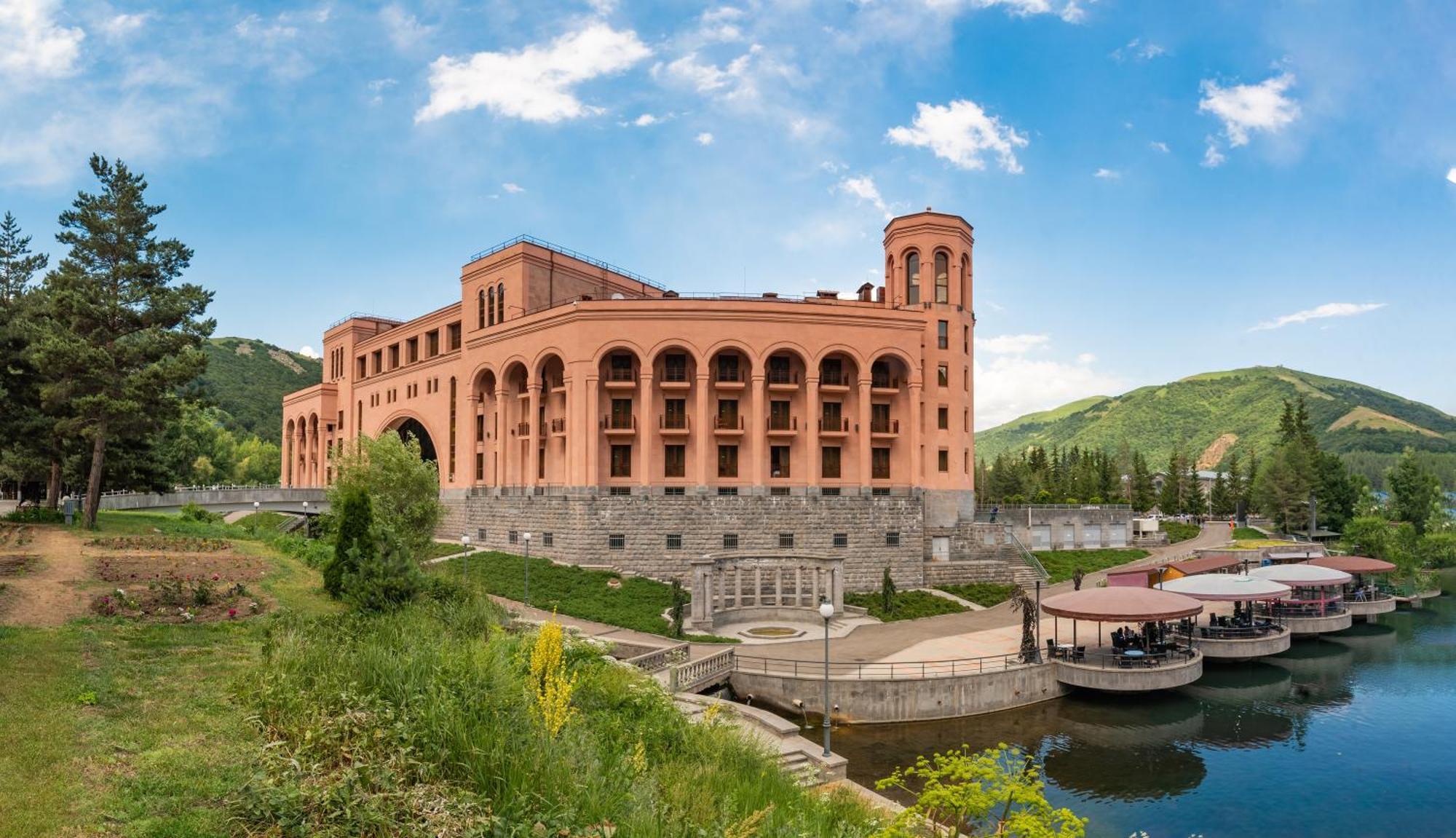 Grand Resort Jermuk Εξωτερικό φωτογραφία